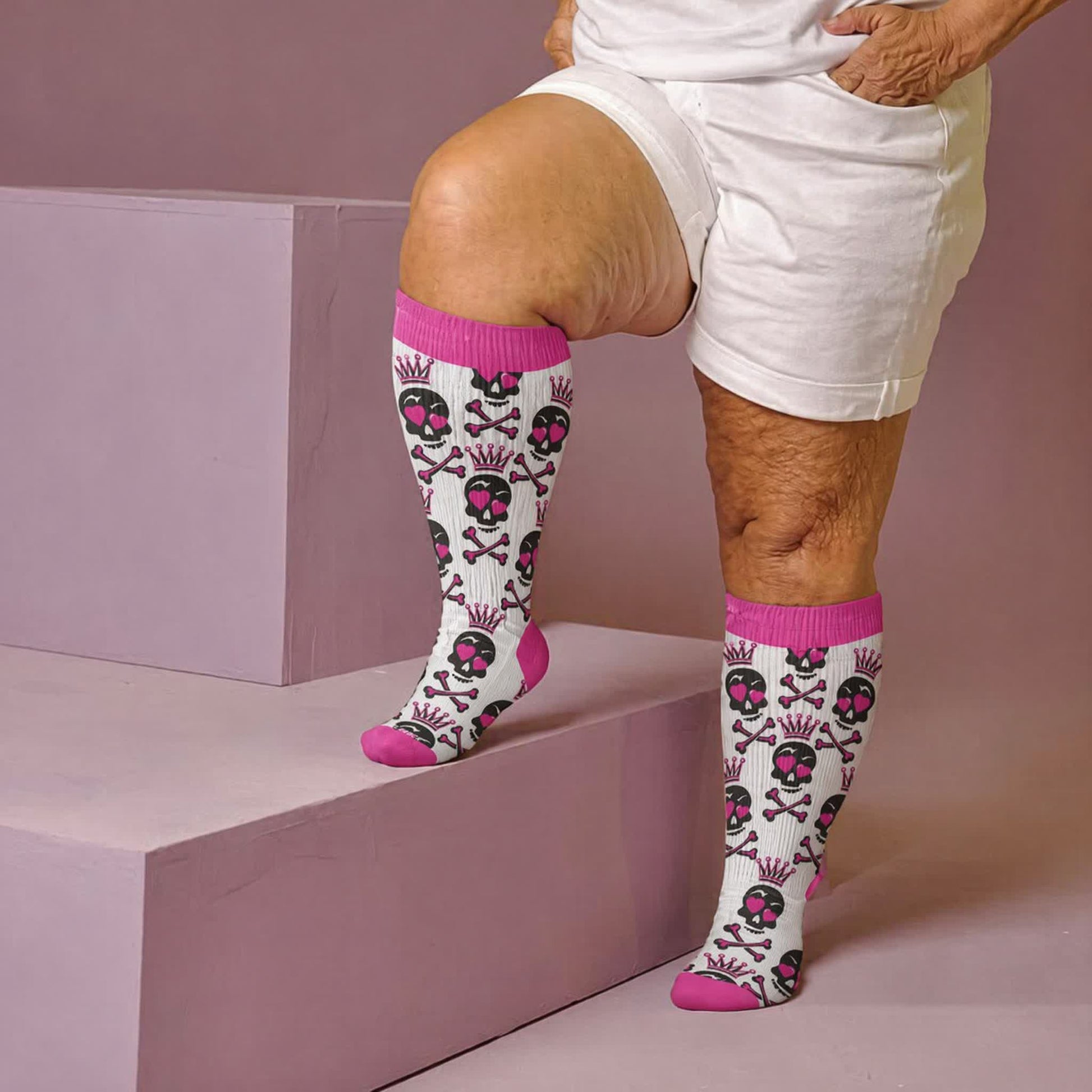 Chaussettes de compression grande taille à tête de mort - Rose (1 paire) - 4XL - image 3