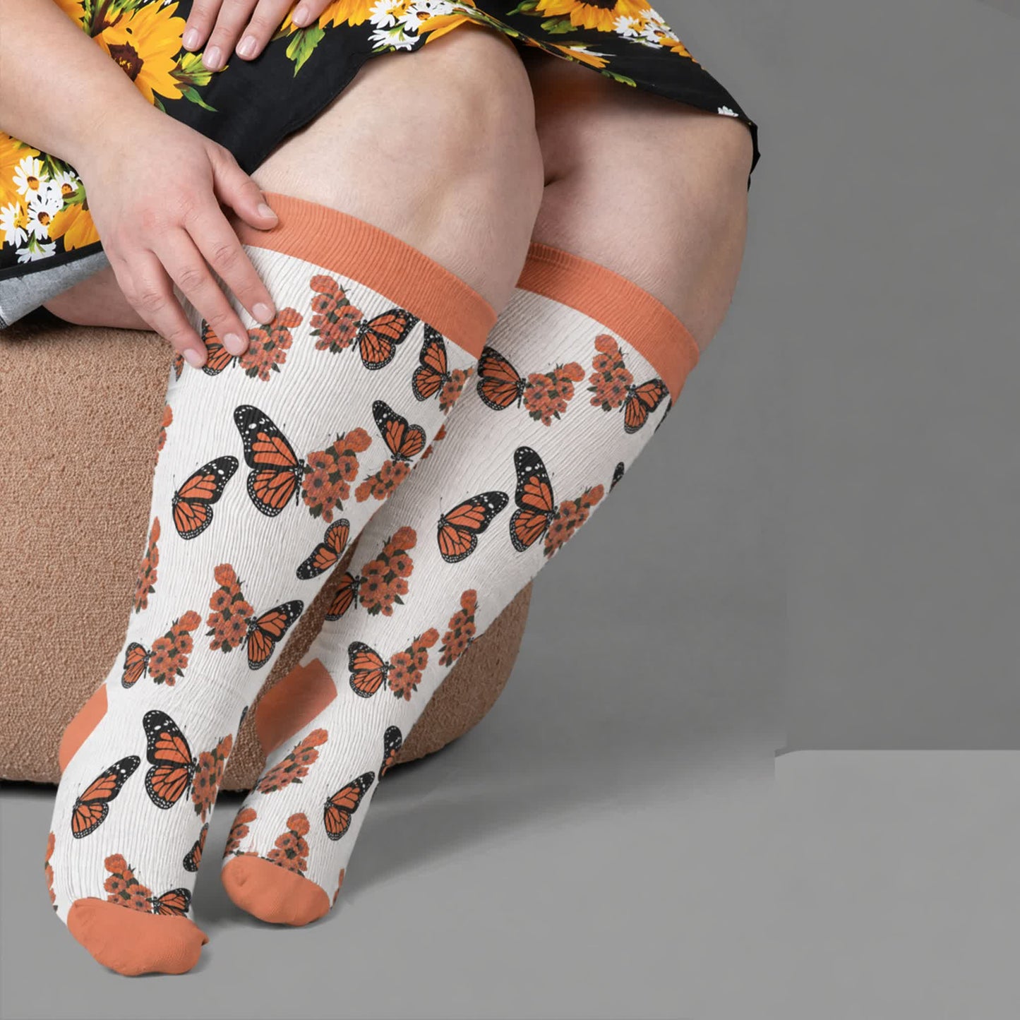Chaussettes de compression Sunset Butterfly grande taille - Orange (1 paire) - 4XL - image 1