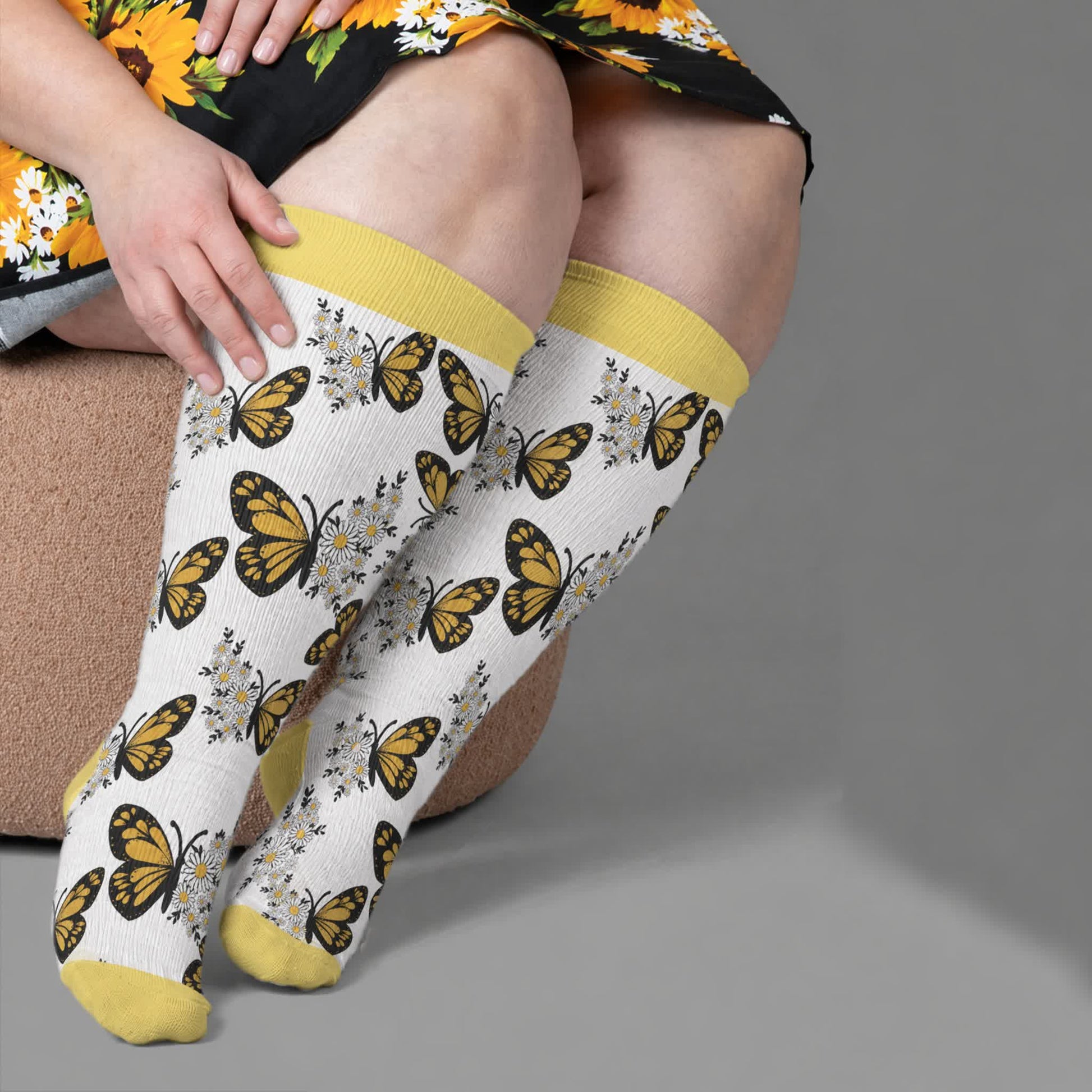 Chaussettes de compression Sunset Butterfly grande taille - Jaune (1 paire) - 4XL - image 3