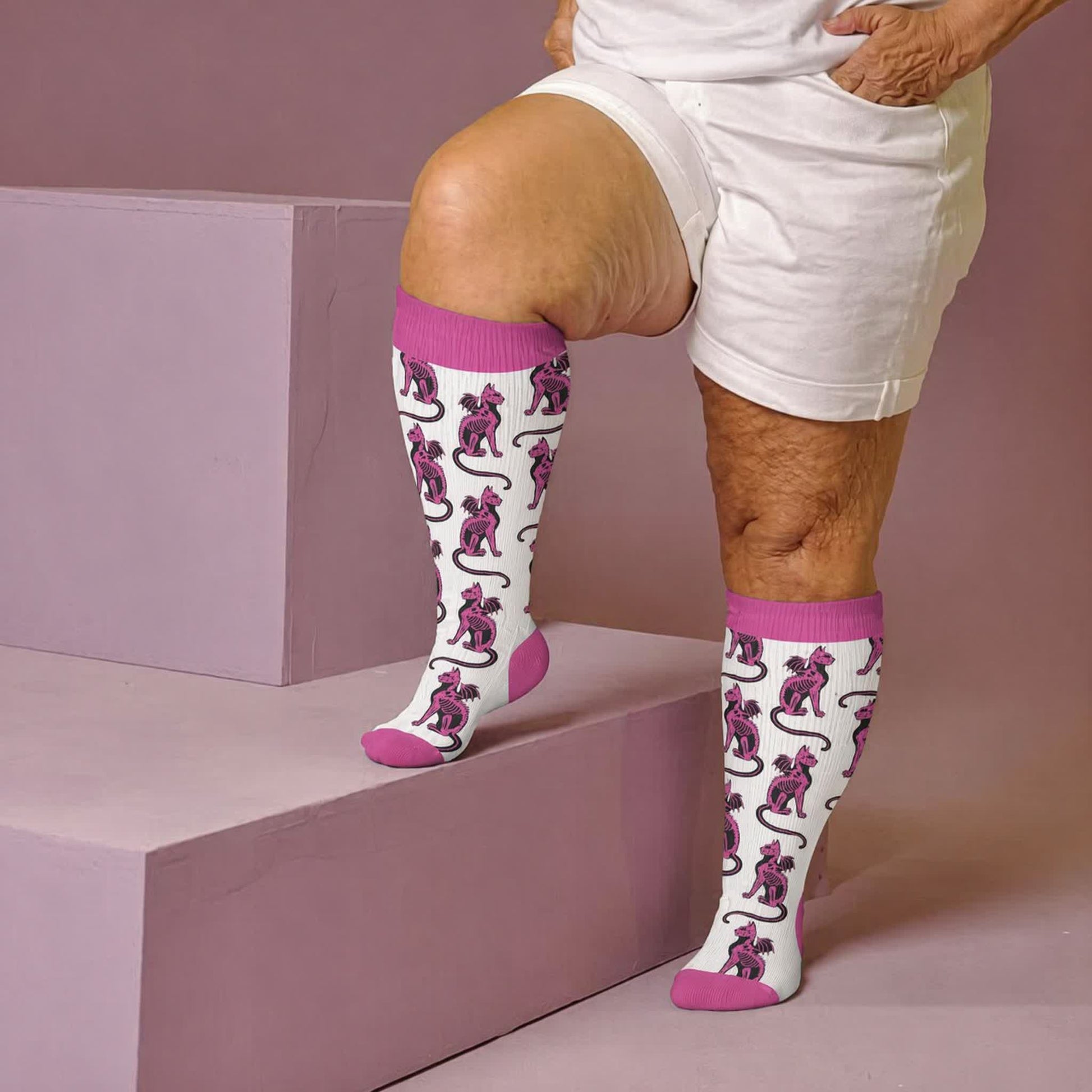Chaussettes de compression grande taille avec motif squelette chat - Blanc (1 paire) - 4XL - image 3