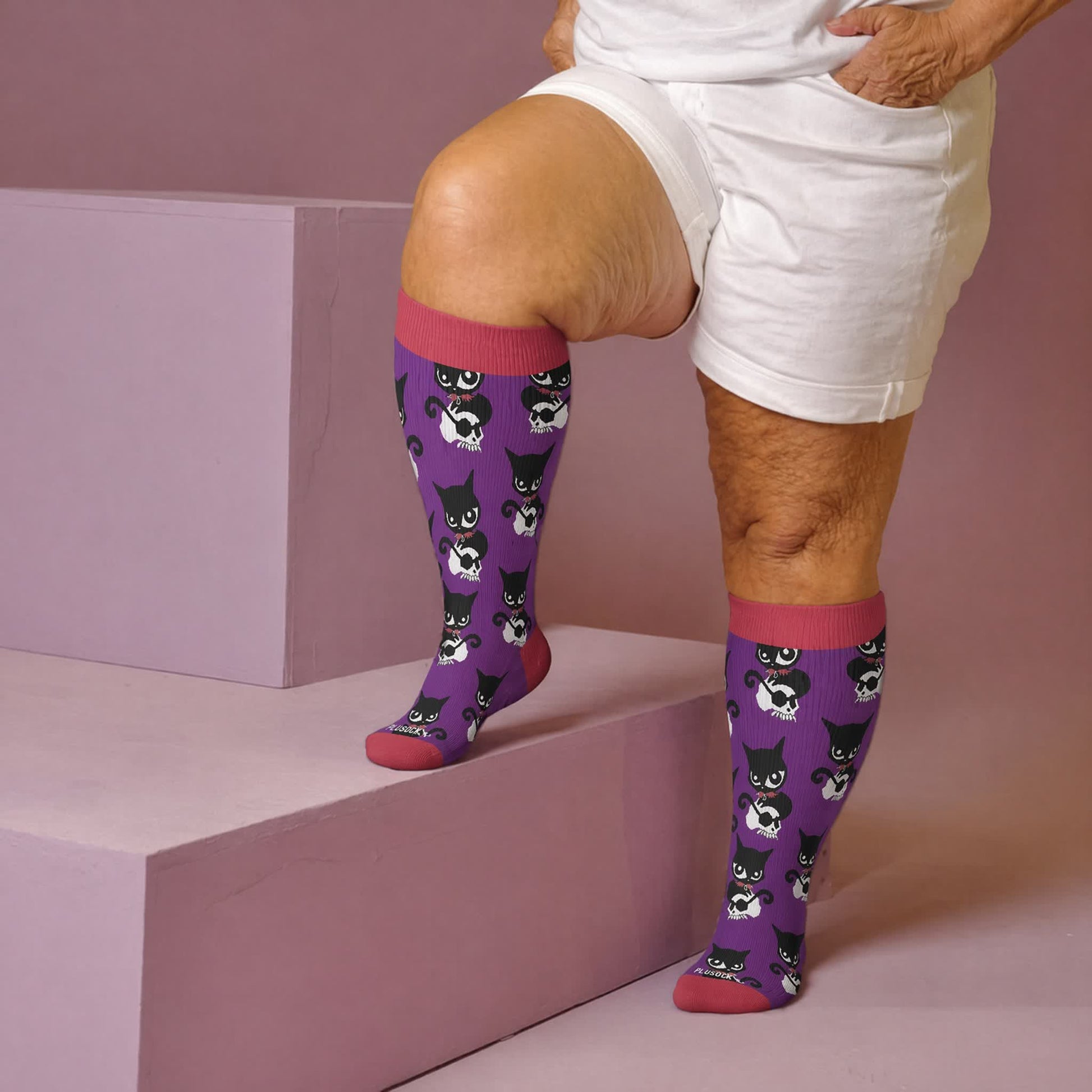 Chaussettes de compression grande taille avec motif squelette chat - Violet (1 paire) - 4XL - image 1