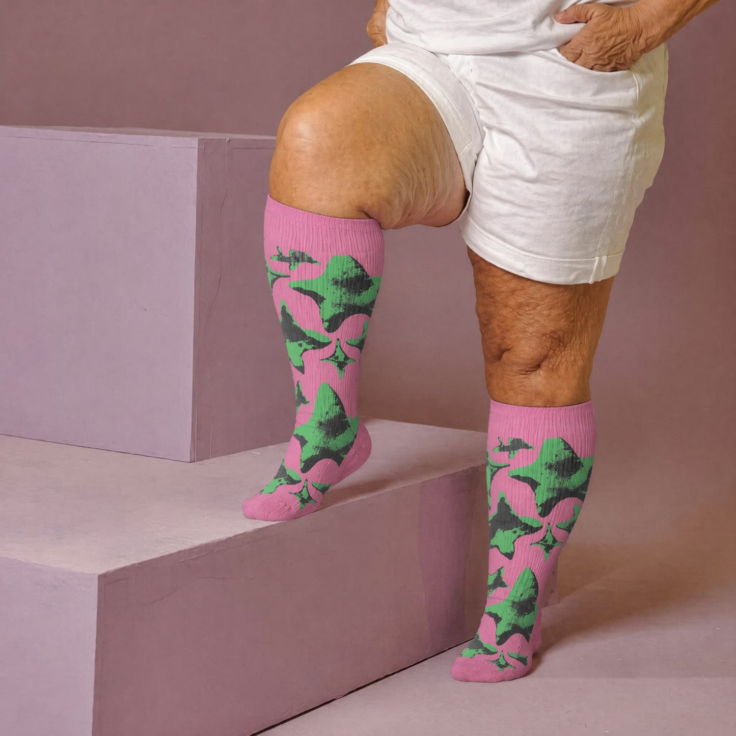 Chaussettes de compression grandes tailles à étoiles néon - Rose (1 paire) - 4XL - image 3