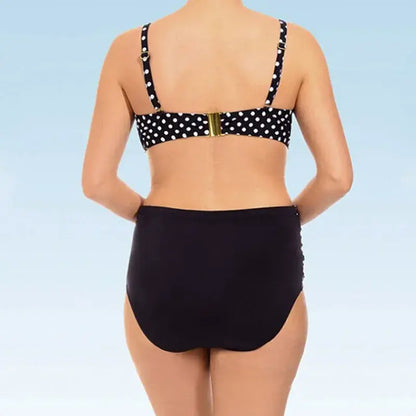 Ensemble bikini rétro blanc à pois torsadés sur le devant - image 1
