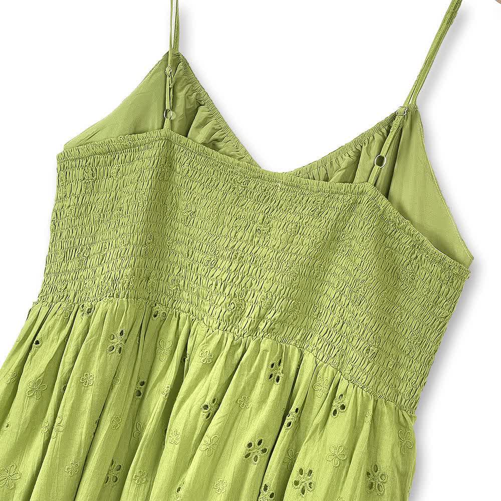 Ensemble deux pièces robe nuisette verte brodée et cardigan blanc à manches bouffantes - image 7