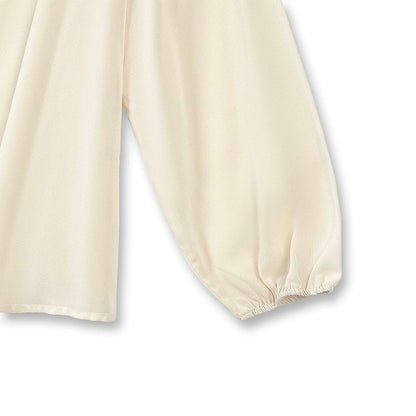 Ensemble deux pièces robe nuisette verte brodée et cardigan blanc à manches bouffantes - image 2