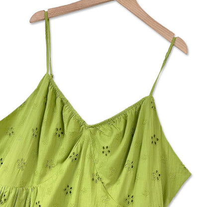 Ensemble deux pièces robe nuisette verte brodée et cardigan blanc à manches bouffantes - image 5