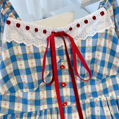 Robe midi grande taille à carreaux bleus vichy, col carré et manches bouffantes - image 2