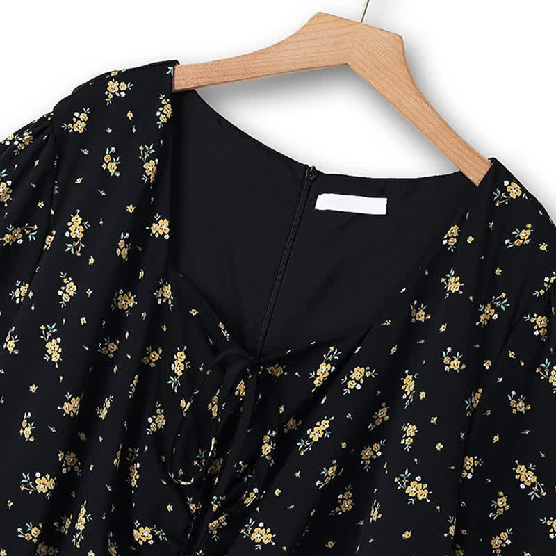Robe midi grande taille à petits fleurs, col à nouer et ourlet à volants - image 1