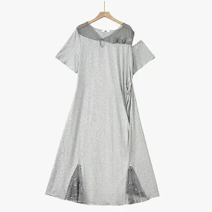 Robe midi grande taille à taille froncée, col en V en maille et manches courtes - Gris - 6XL - image 2