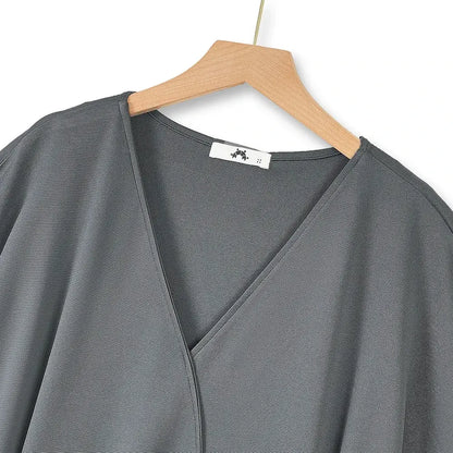Robes d'été grandes tailles à manches courtes chauve-souris et coupe ample avec poches - image 1