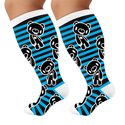 Chaussettes de compression grandes tailles à rayures rouges et tête de chauve-souris - image 10