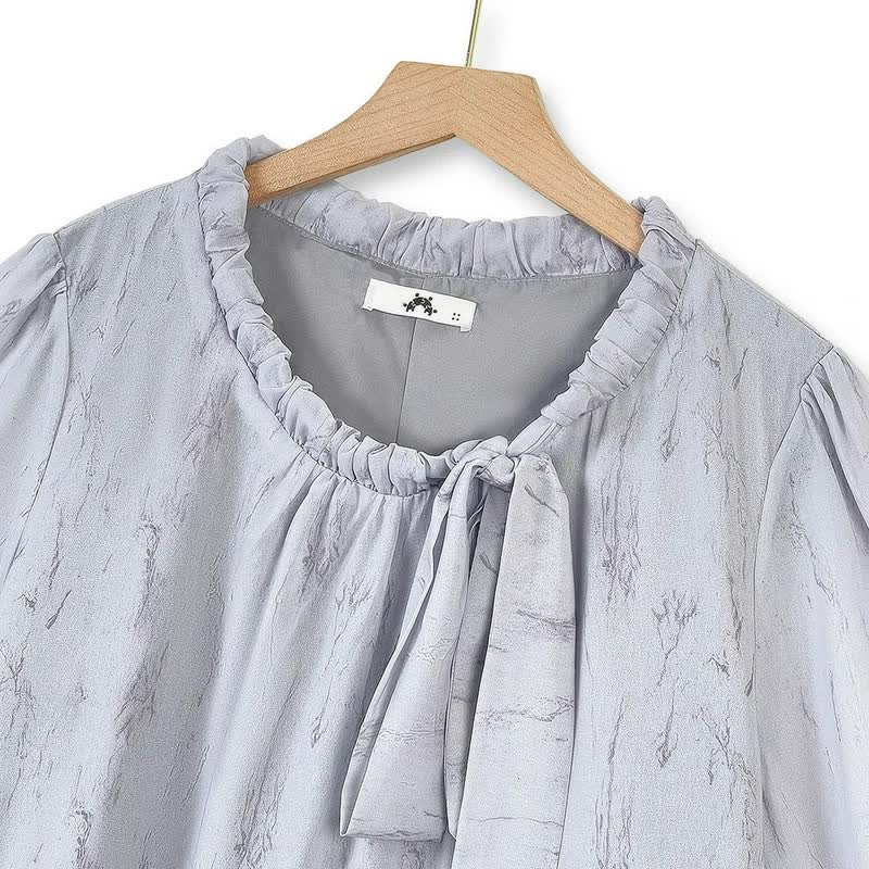 Robe maxi romantique à col nœud - image 4