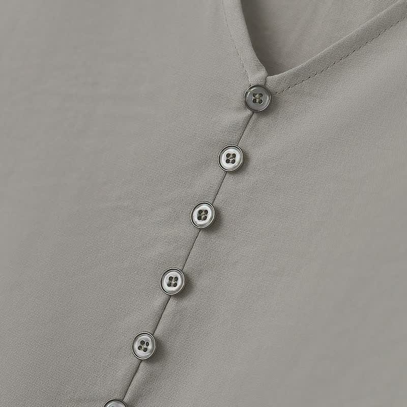Robe midi fluide à col en V et boutons - image 2