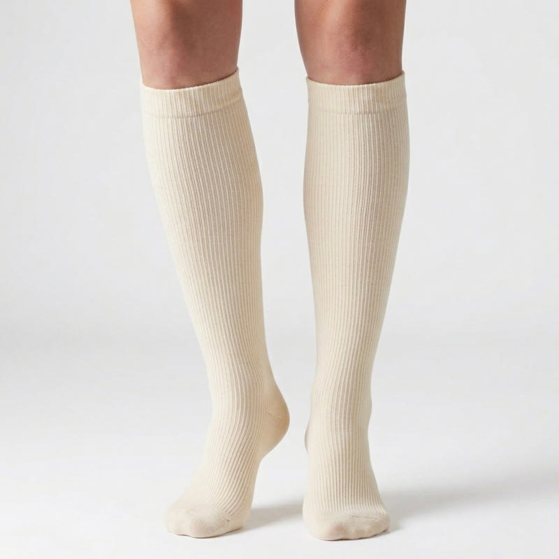 Chaussettes de compression de couleur claire (3 paires) - image 3