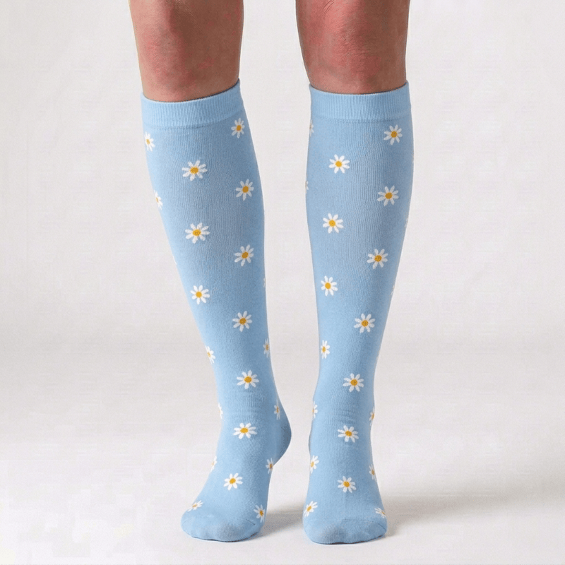 Chaussettes de compression hautes à imprimé marguerites Fuchsia (6 paires) - image 1
