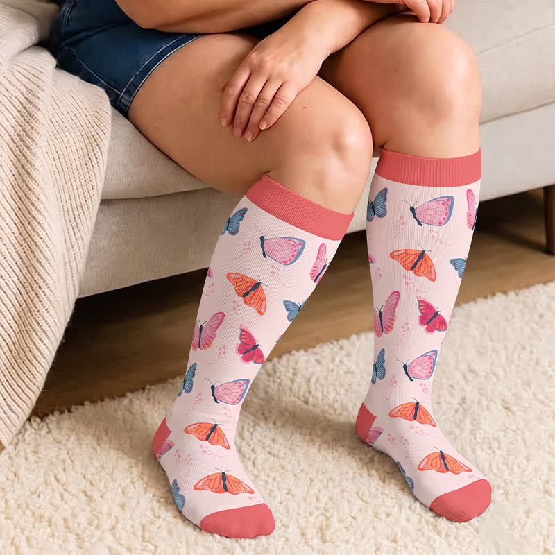 Chaussettes de compression imprimées Butterfly Meadow grandes tailles - image 1