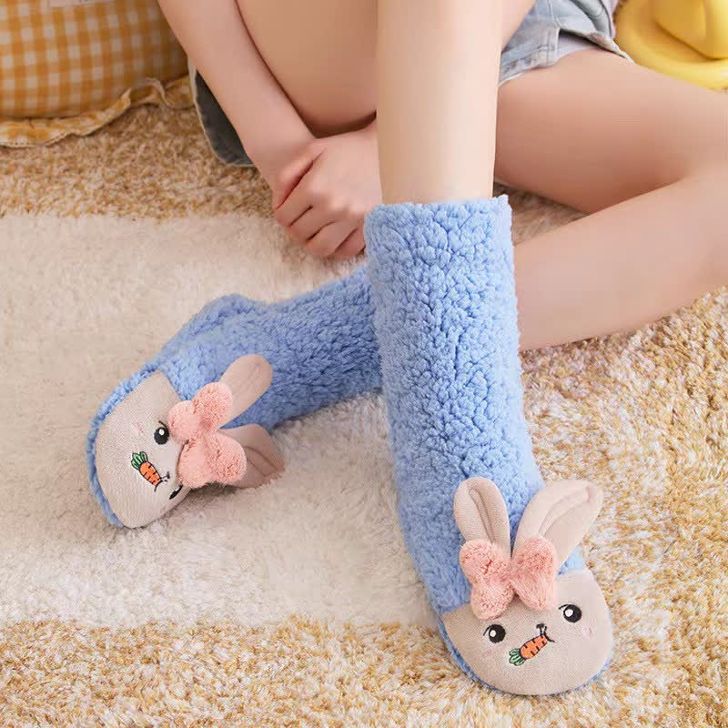 Chaussettes-chaussons en peluche lapin rose mangeant une carotte - Bleu - 42(US3-8) - image 4