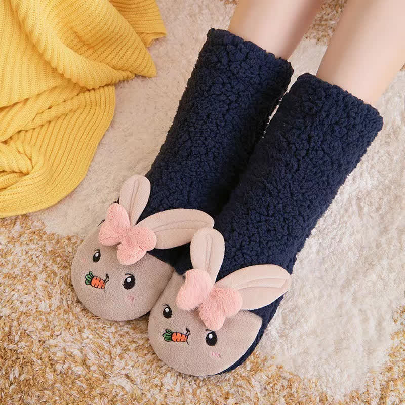 Chaussettes-chaussons en peluche lapin rose mangeant une carotte - Noir - 42(US3-8) - image 3