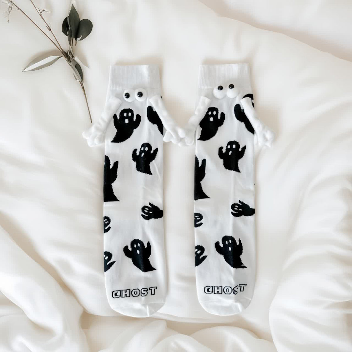 Chaussettes magnétiques fantômes pour tenir la main (4 paires) - image 4