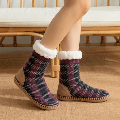 Chaussettes-chaussons tricotées à motif de chiot bleu-gris - image 1