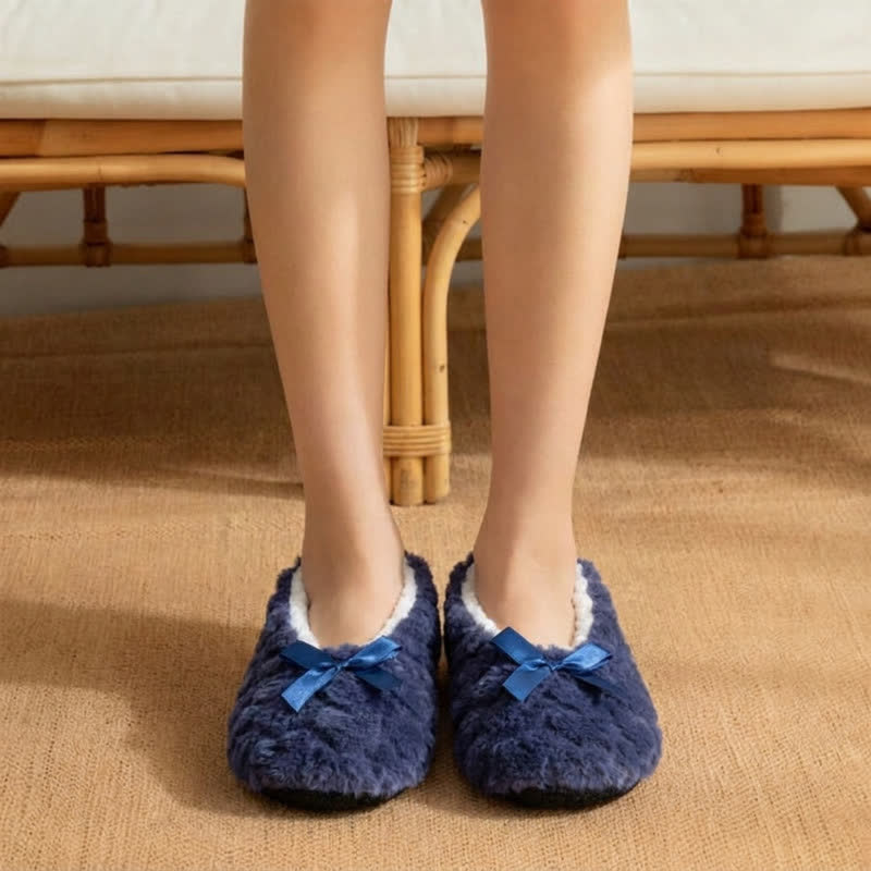 Chaussettes pantoufles d'intérieur en peluche avec nœud en satin multicolore - Bleu marine - 40(US5-7) - image 1