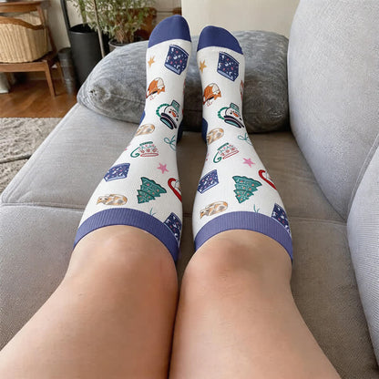Tasse de chocolat chaud Chat endormi de Noël Chaussettes de compression - image 2