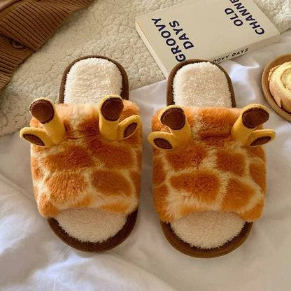 Pantoufles d'intérieur ouvertes en peluche à imprimé girafe - Multicolore - EU40-41 (US6-6.5) - image 0