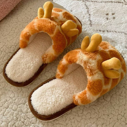 Pantoufles d'intérieur ouvertes en peluche à imprimé girafe - image 7