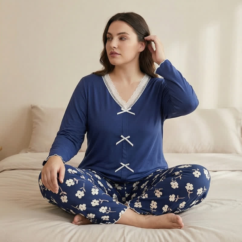 Ensemble pyjama fleuri à nœud en dentelle bleue - image 1