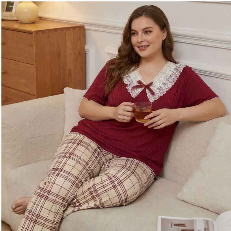 Ensemble pyjama à carreaux avec col en dentelle - image 1