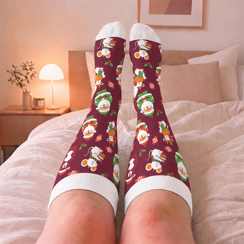 Chaussettes de compression grandes tailles à motifs de Noël - image 2