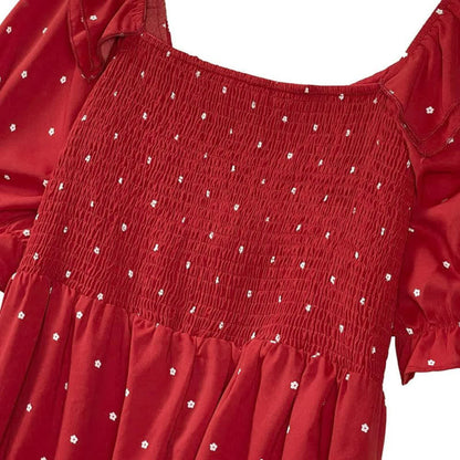 Robe midi rouge à pois smockée - image 4
