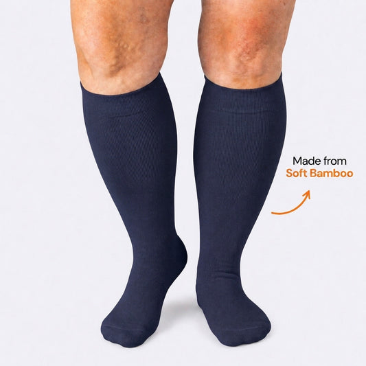 Chaussettes de compression en bambou bleu marine grande taille - image 0