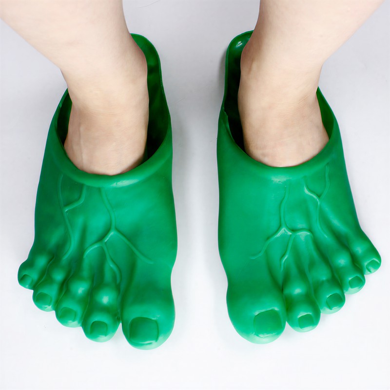 Pantoufles Yéti Bigfoot d'Halloween - image 1
