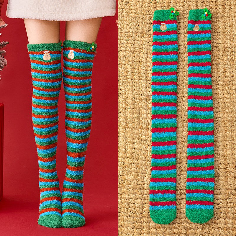 Chaussettes hautes de Noël douillettes - Vert foncé - One Size - image 0