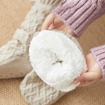 Chaussettes-chaussons douillettes en laine pour Noël - image 15