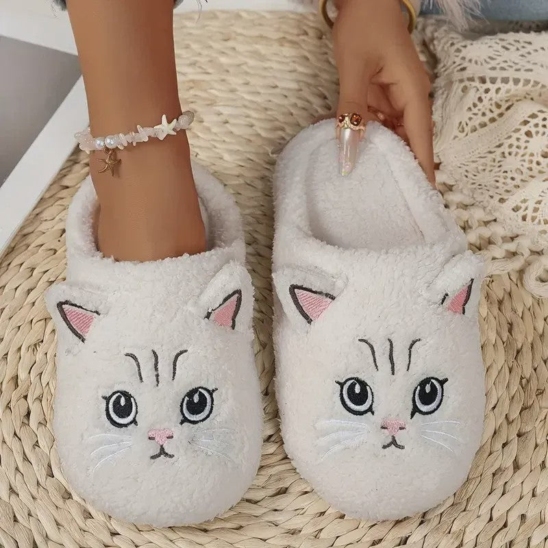 Pantoufles d'intérieur chaudes et confortables en peluche avec motif chat - Blanc - EU46-47(US12-12.5) - image 9