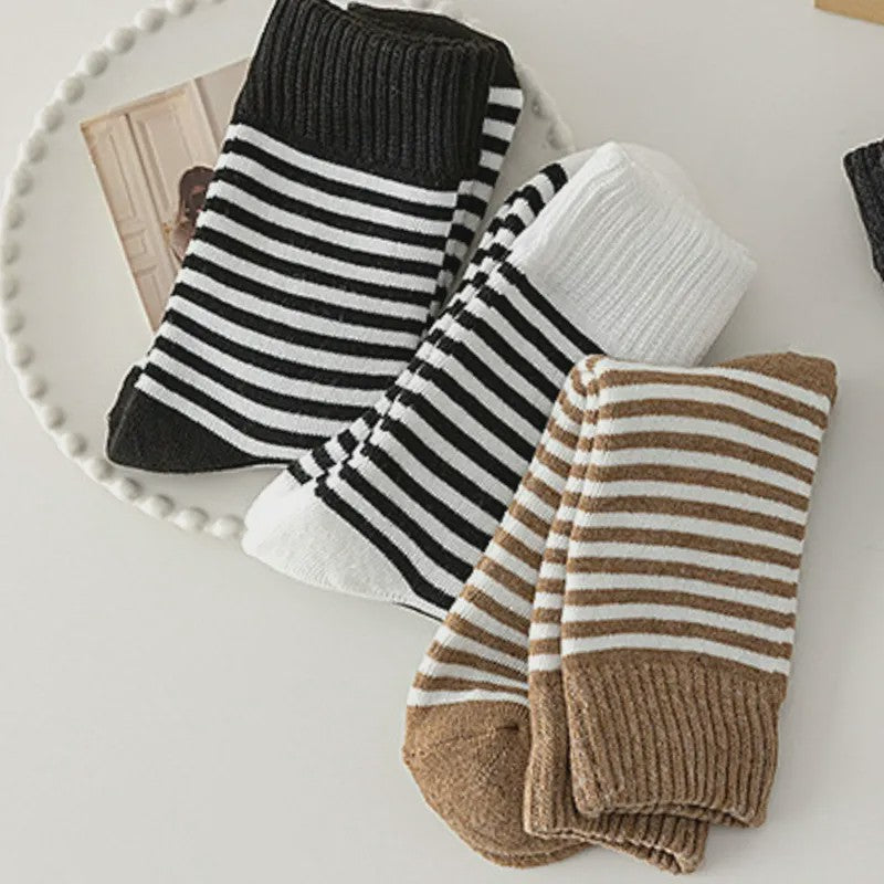Chaussettes courtes rayées en éponge douces (5 paires) - image 5